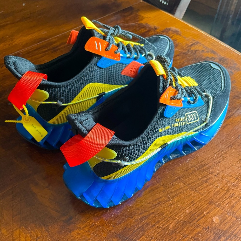 Rovux Sneakers!